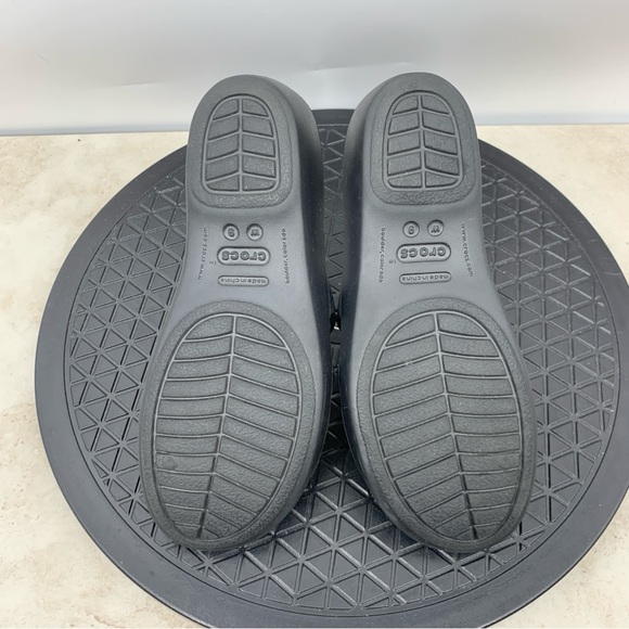 Crocs Rhonda Wedge Sandals‎ Women Size 9 Shoes Black Flip Flops Heel Rubber - Picture 8 of 8